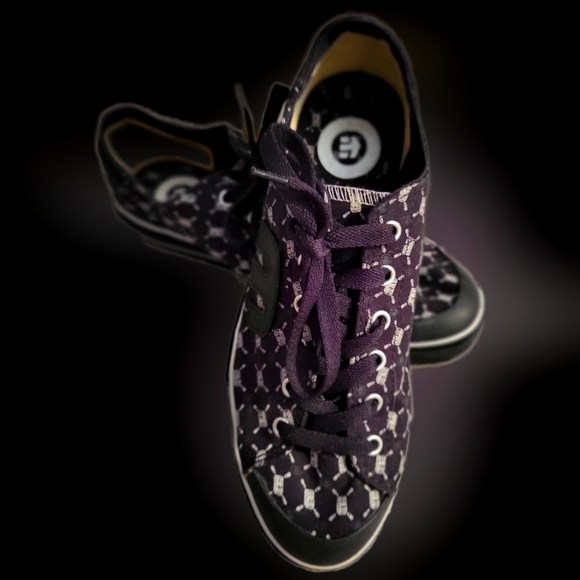 Etnies Shoes Womens Size 10 Bernie Casual Low Top Sneakers Black Fabric Lace Up - Picture 1 of 9